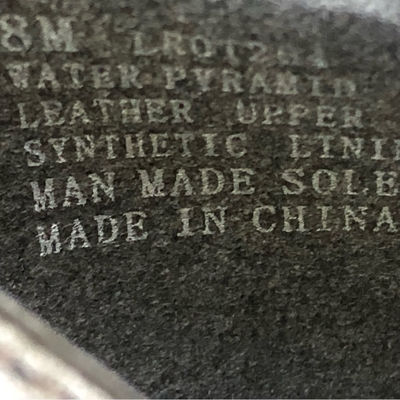 Kenneth Cole Reaction Studded Black Suede Heels Pumps 8 - Picture 12 of 13